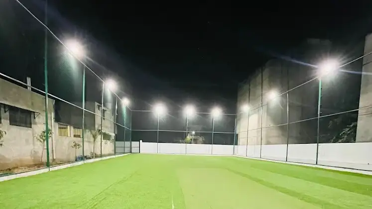 Play On Box Cricket